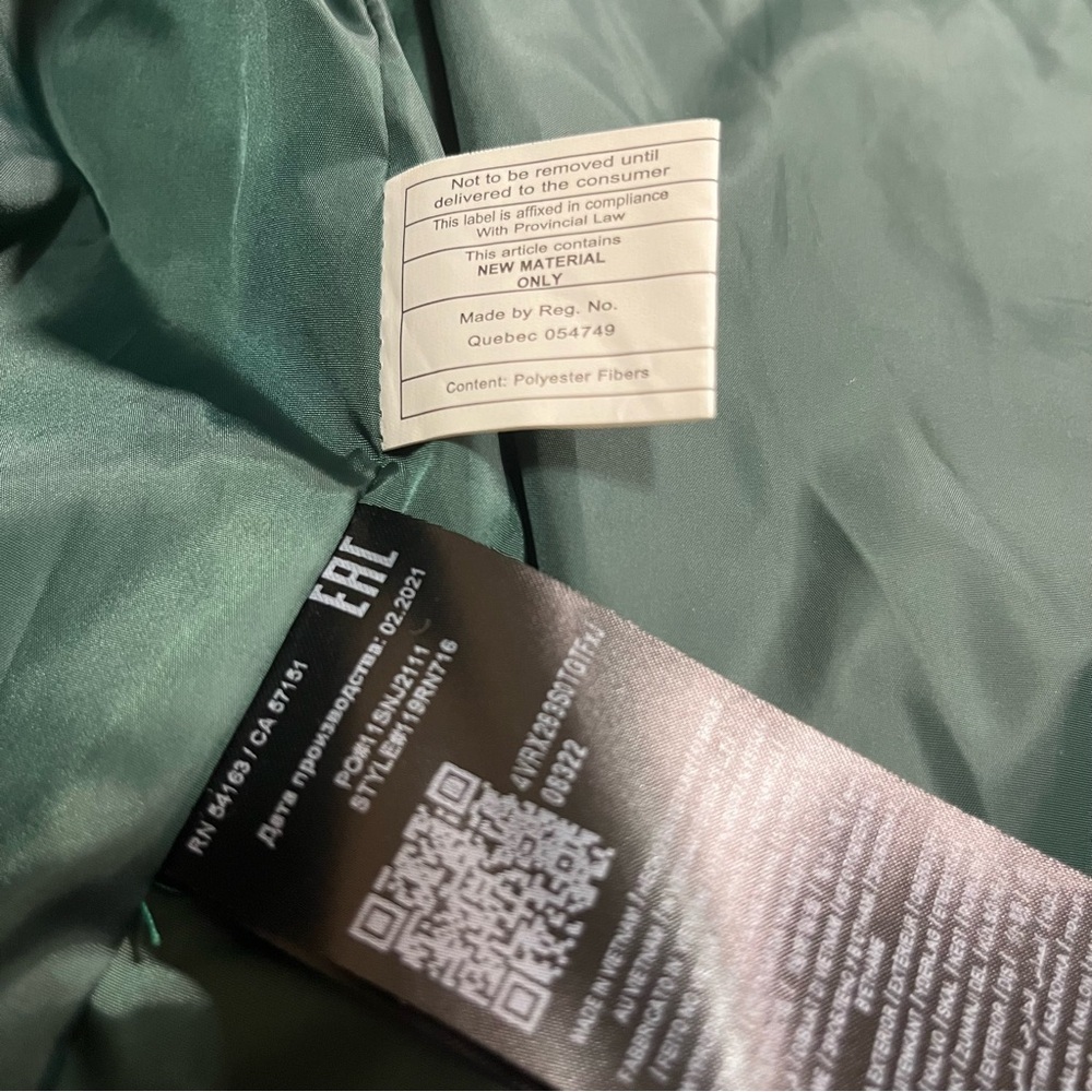 GUESS Kelly Green Men’s Puffer Jacket Size Large - Picture 10 of 14